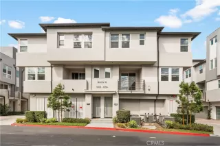 Photo #5: OC25225996 Listing 