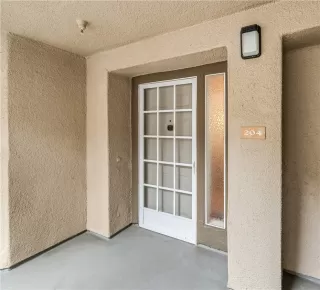 Photo #3: OC25226103 Listing 