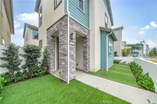 Photo #1: OC25226179 Listing