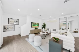 Photo #4: OC25226179 Listing