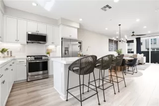 Photo #2: OC25226226 Listing 