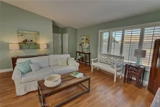 Photo #2: OC25226301 Listing