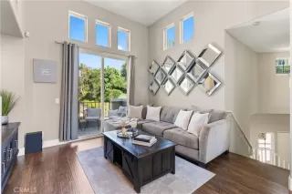 Photo #3: OC25226306 Listing 