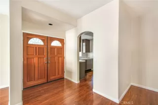 Photo #5: OC25226345 Listing 