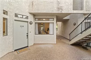 Photo #3: OC25226937 Listing 