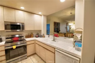 Photo #5: OC25227328 Listing 