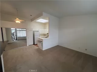 Photo #5: OC25227465 Listing 