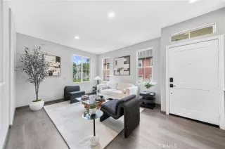 Photo #5: OC25227481 Listing 