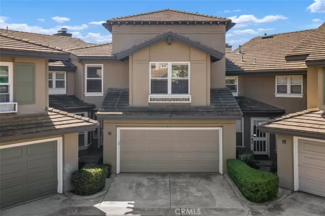 MLS: OC25228570 Condo For Sale