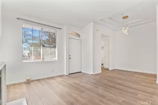 Photo #4: OC25228696 Listing 