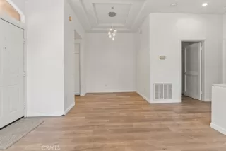 Photo #5: OC25228696 Listing 