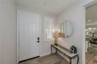 Photo #3: OC25228722 Listing