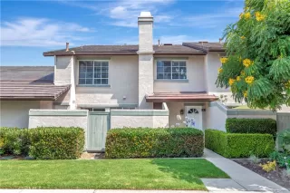 More Details about MLS # OC25229167 : 17 OXFORD 28