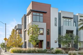 Photo #2: OC25229322 Listing 