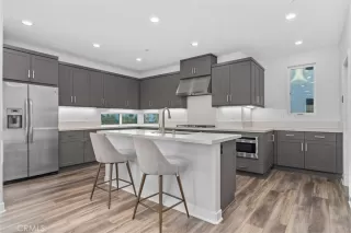 Photo #6: OC25229322 Listing 