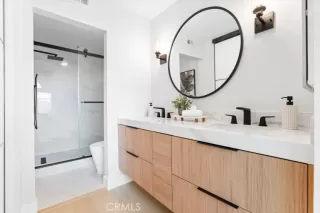 Photo #2: OC25229759 Listing