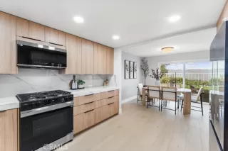 Photo #3: OC25229759 Listing