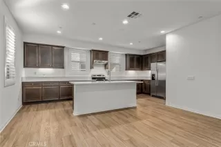 Photo #6: OC25230037 Listing 