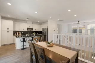 Photo #5: OC25230097 Listing