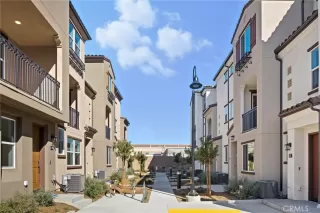 Photo #2: OC25230251 Listing