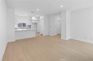 Photo #6: OC25230251 Listing