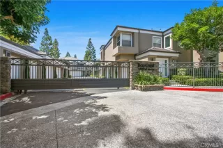 More Details about MLS # OC25230357 : 118 BAYCREST COURT