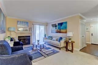 Photo #4: OC25231045 Listing 