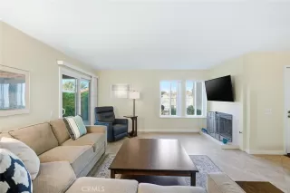 Photo #5: OC25231376 Listing 