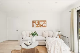 Photo #2: OC25231584 Listing 