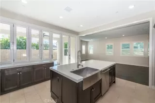 Photo #4: OC25232397 Listing 