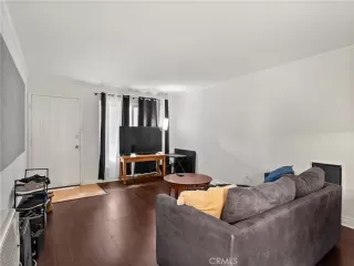 Photo #4: OC25232856 Listing 