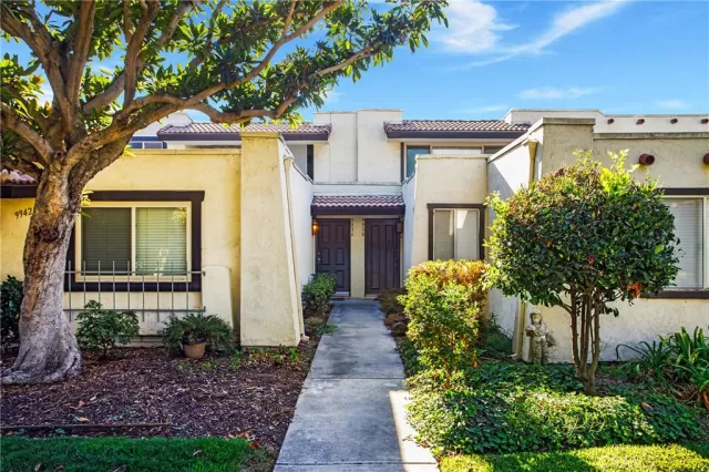 MLS: OC25232886 Condo For Sale