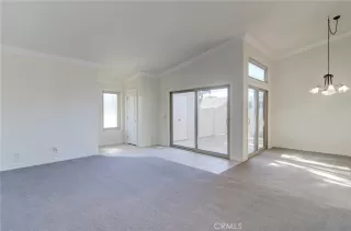 Photo #4: OC25232960 Listing 