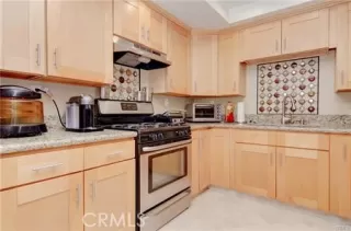 Photo #4: OC25232988 Listing 