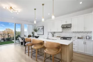 Photo #5: OC25233088 Listing 