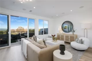 Photo #1: OC25233090 Listing 