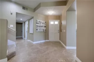 Photo #2: OC25233252 Listing