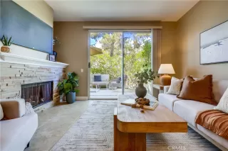 Photo #6: OC25233252 Listing