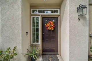 More Details about MLS # OC25234029 : 9 DARLINGTON