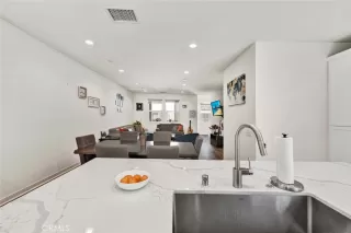 Photo #4: OC25234623 Listing 