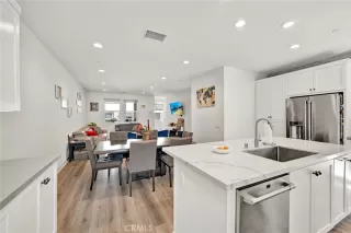 Photo #6: OC25234623 Listing 