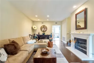 Photo #6: OC25234749 Listing 