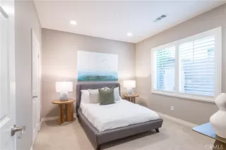 Photo #5: OC25235349 Listing 