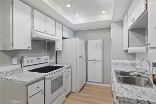 Photo #6: OC25235954 Listing 