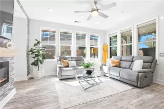 Photo #5: OC25236018 Listing