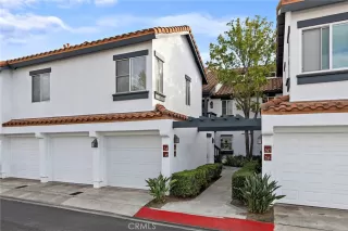 Photo #3: OC25236179 Listing 