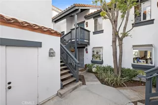 Photo #4: OC25236179 Listing 