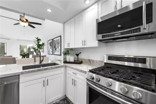 Photo #6: OC25236179 Listing 