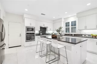 Photo #2: OC25236187 Listing