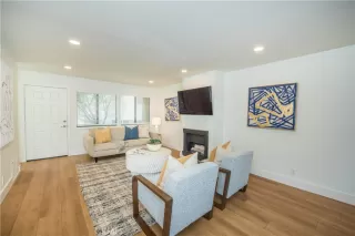 Photo #5: OC25236437 Listing